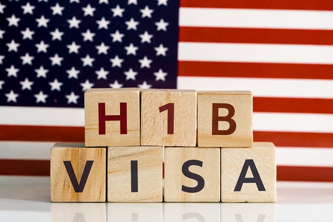 H-1B Visa Chaos: US Shutdown Disrupts Key Immigration Pipeline